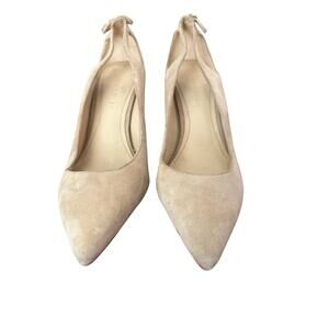 Marc Fisher Beige Suede Forever Marilyn Fringe Bow Cut-Out Pump Heels Size 6.5